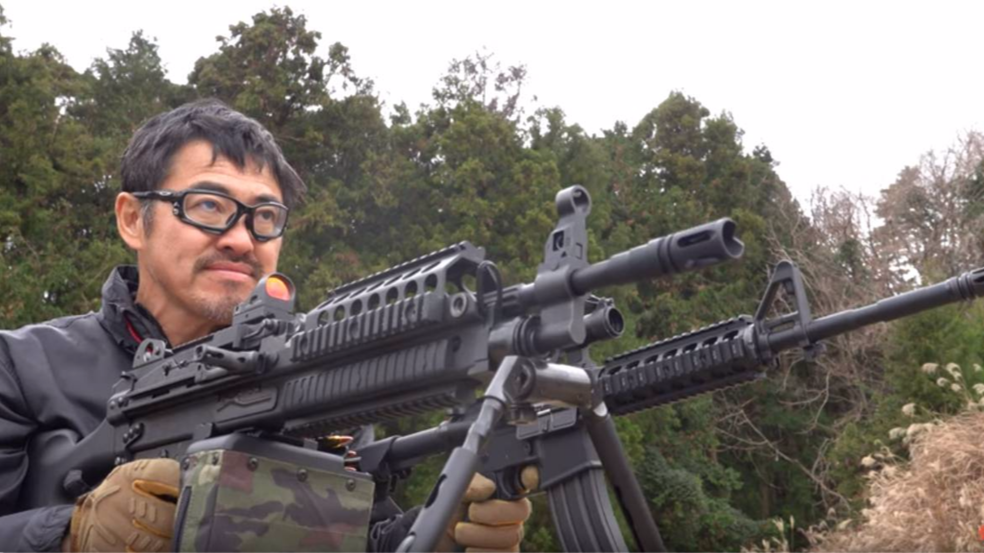 日本壕堺大叔:Mk46机关枪vs SOPMOD M4电动枪反动命中精度比较对决